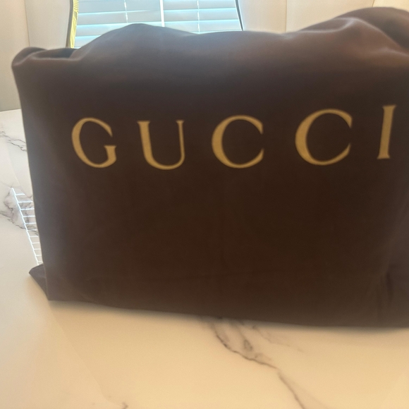 Authentic Gucci Patent Microguccissima Nice Tote In Black. Preowned Excellent - Picture 7 of 9